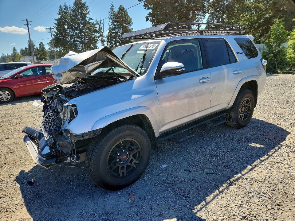 TOYOTA 4RUNNER 2017 with VIN JTEBU5JRXH5407910 - Photo from auction