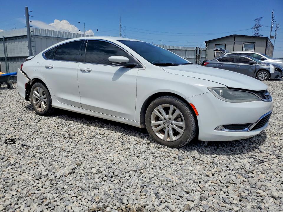 Photo 4 from auction – 2015 CHRYSLER 200 with VIN 1C3CCCAB6FN579873