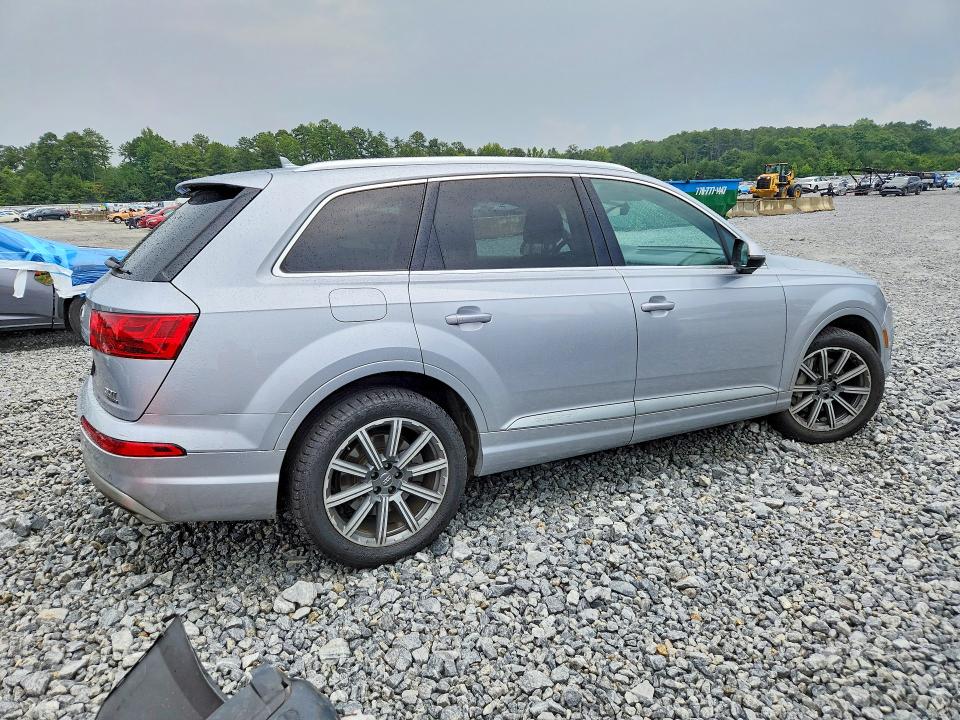 Photo 3 from auction – 2018 AUDI Q7 with VIN WA1AAAF75JD007820