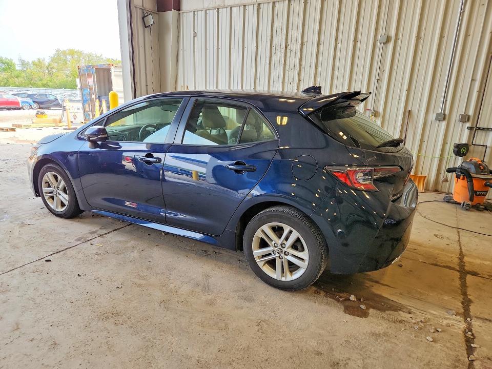 Photo 2 from auction – 2019 TOYOTA COROLLA HATCHBACK with VIN JTNK4RBE5K3039318