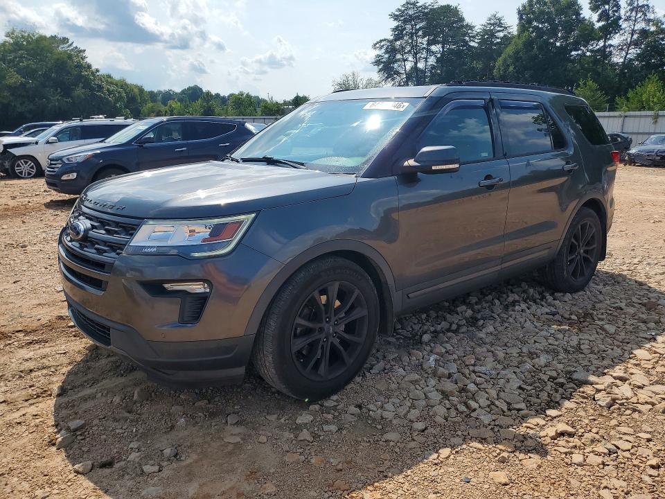 FORD EXPLORER 2018 with VIN 1FM5K7D80JGB62837 - Photo from auction
