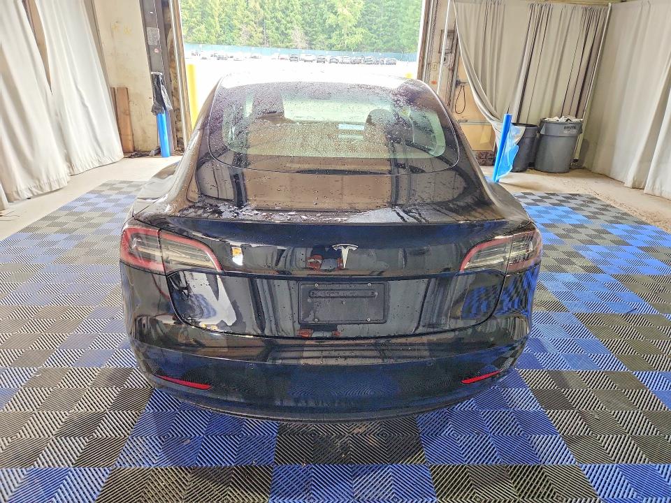 Photo 6 from auction – 2022 TESLA MODEL 3 with VIN 5YJ3E1EA8NF370272