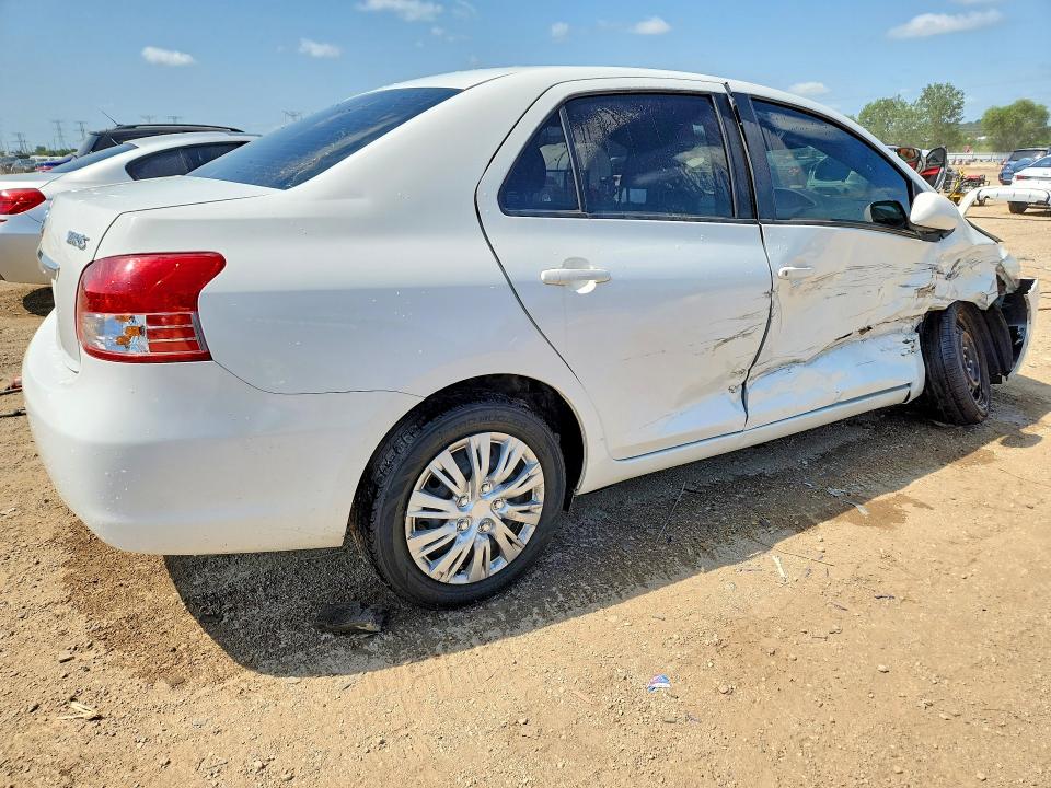 Photo 3 from auction – 2012 TOYOTA YARIS with VIN JTDBT4K30CL024607