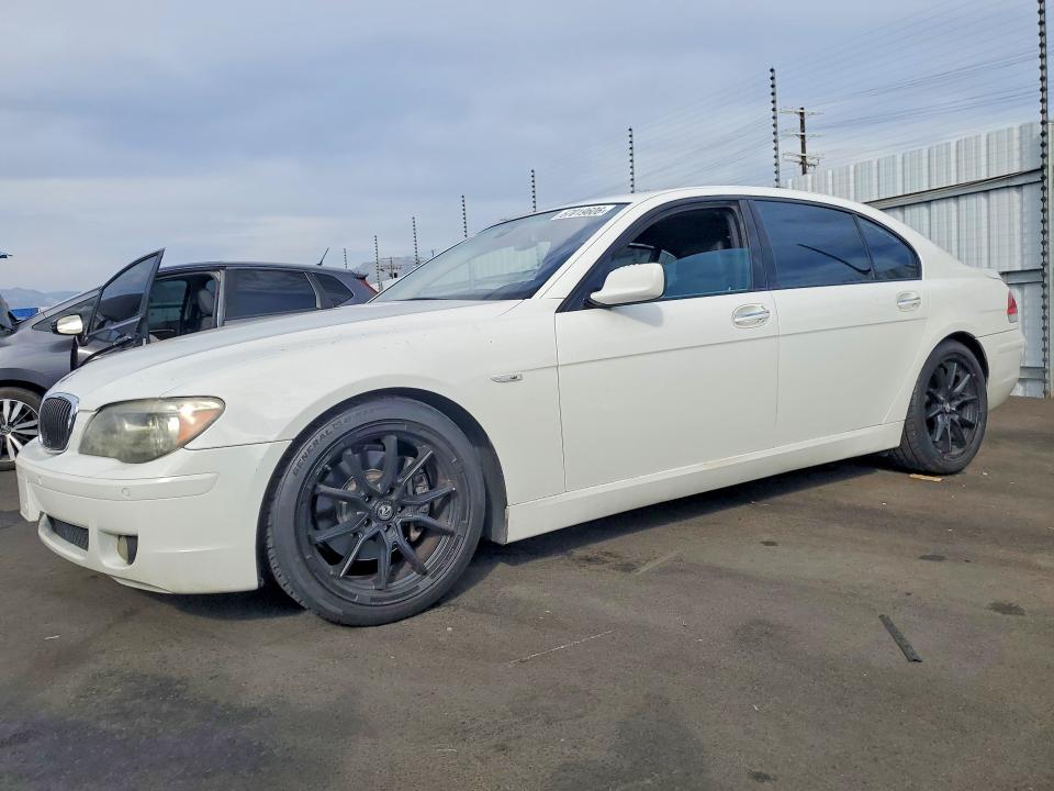 BMW 750 2009 with VIN WBAHN83528DT78994 - Photo from auction