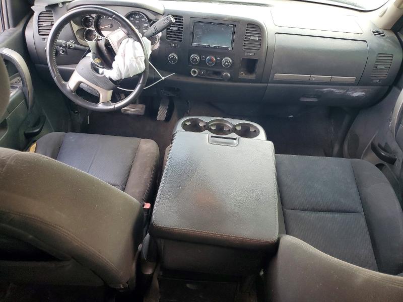 Photo 8 from auction – 2011 CHEVROLET SILVERADO with VIN 1GCRKSE35BZ334829