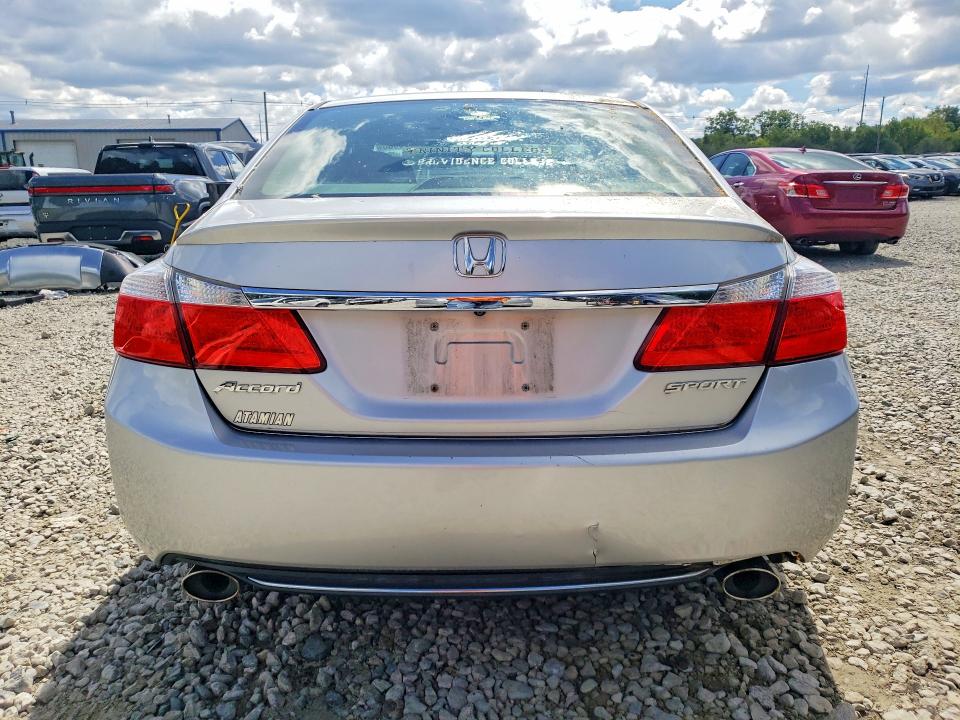 Photo 6 from auction – 2013 HONDA ACCORD with VIN 1HGCR2F55DA218356