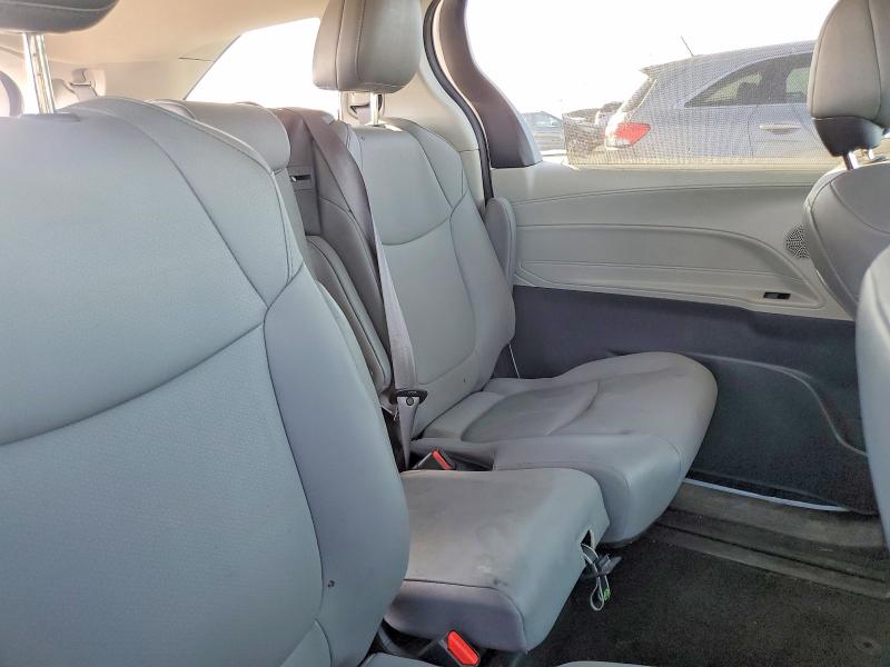 Photo 10 from auction – 2022 TOYOTA SIENNA with VIN 5TDYRKEC0NS082288