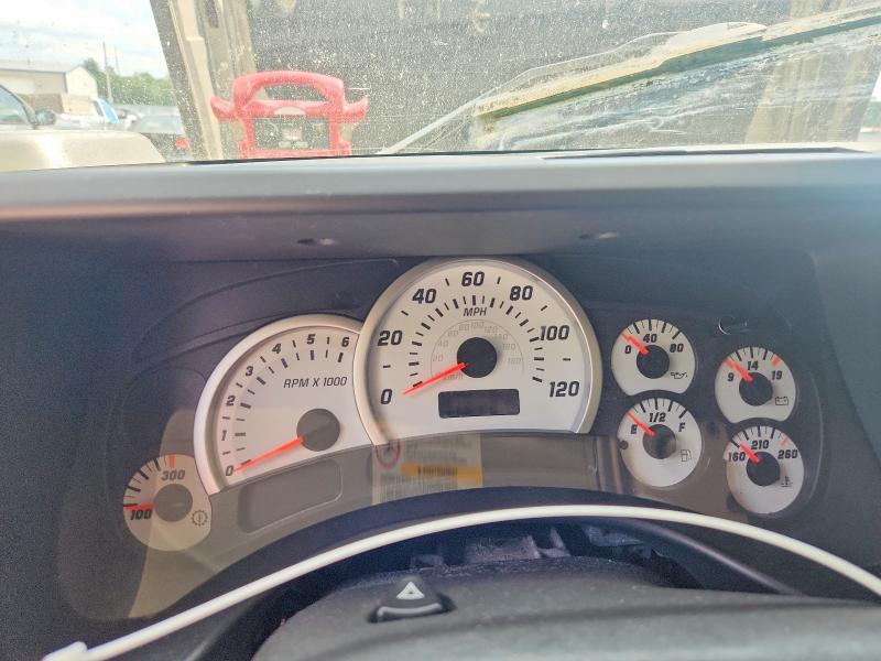 Photo 9 from auction – 2004 HUMMER H2 with VIN 5GRGN23U64H117419