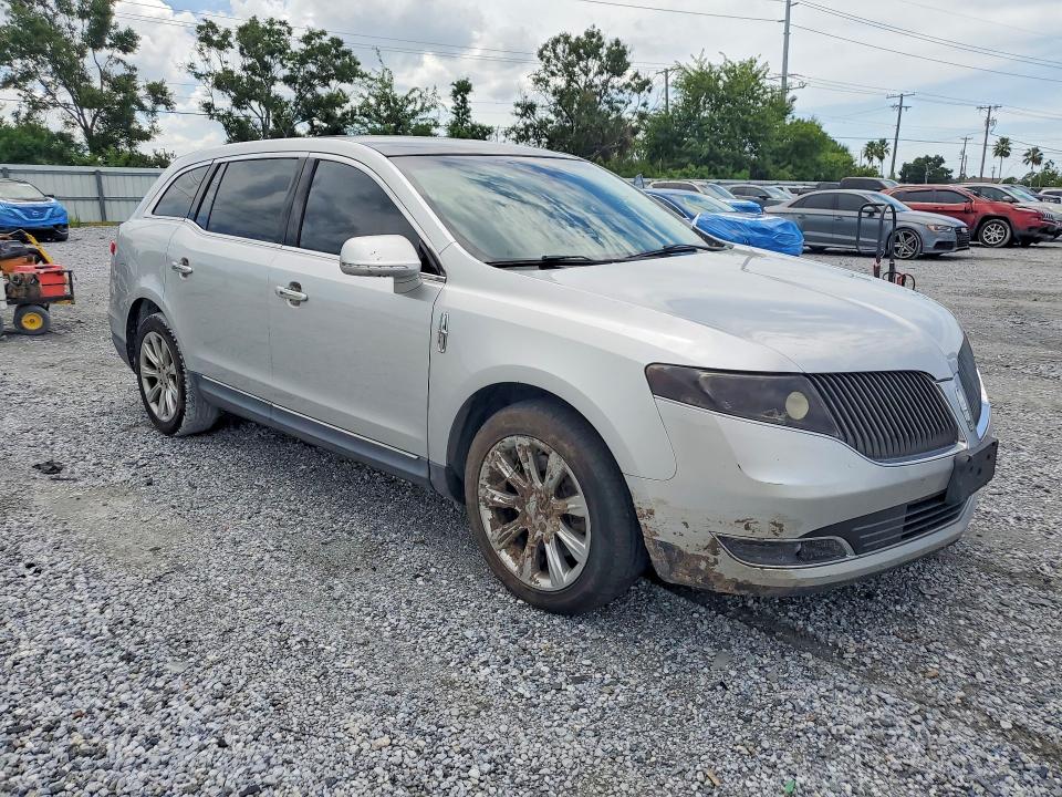 Photo 4 from auction – 2013 LINCOLN MKT with VIN 2LMHJ5FK6DBL56298