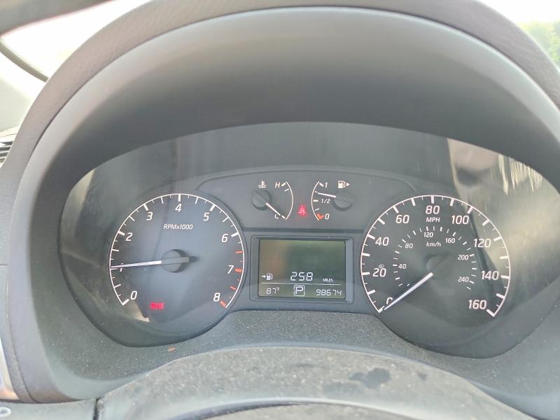 Photo 9 from auction – 2017 NISSAN SENTRA with VIN 3N1AB7AP4HY368558