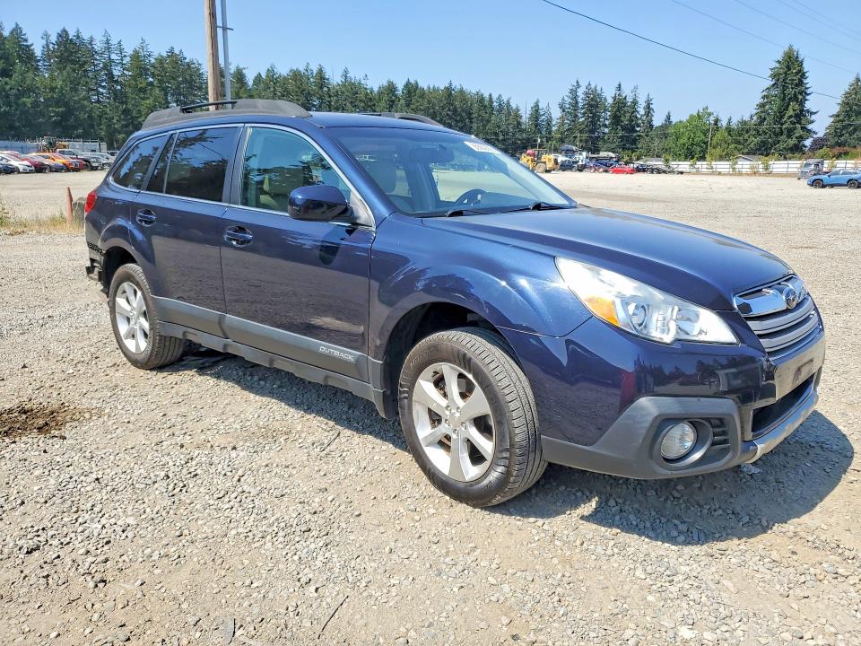 Photo 4 from auction – 2013 SUBARU OUTBACK with VIN 4S4BRDLC2D2310541