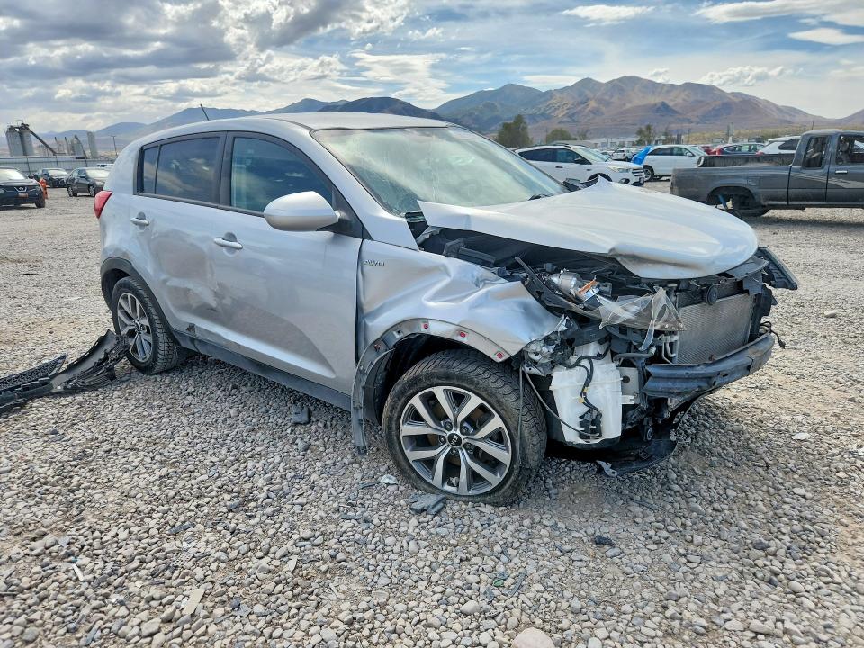 Photo 4 from auction – 2016 KIA SPORTAGE with VIN KNDPBCAC0G7801306