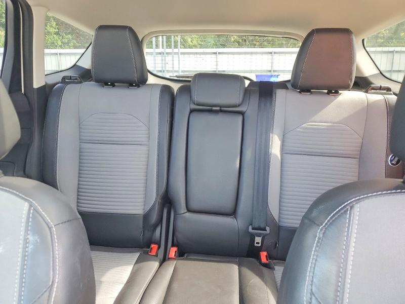 Photo 10 from auction – 2017 FORD ESCAPE with VIN 1FMCU0J9XHUB73149