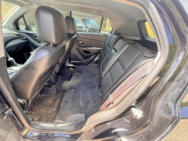 Photo 6 from auction – 2021 CHEVROLET TRAX with VIN KL7CJPSB3MB327677