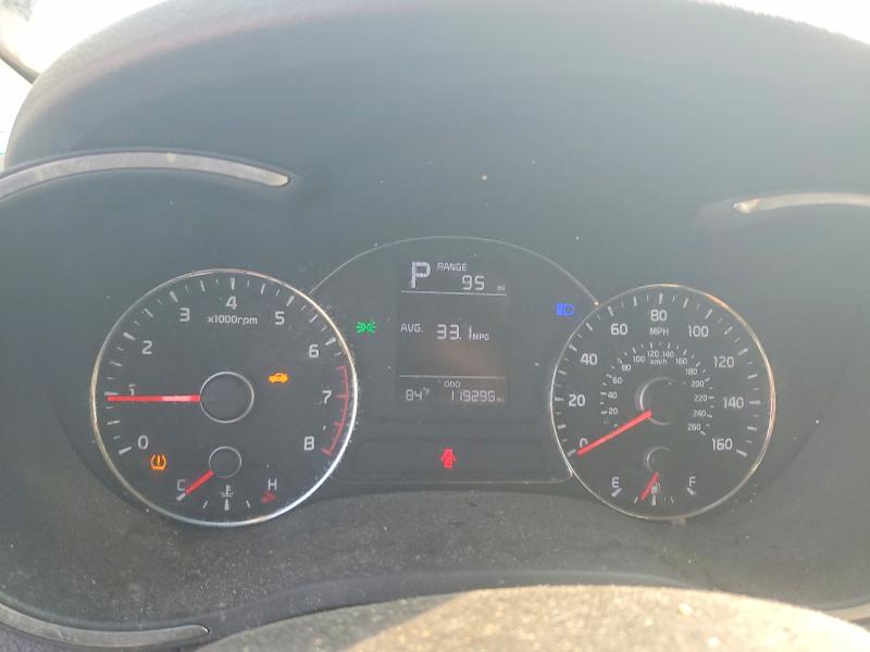 Photo 9 from auction – 2017 KIA FORTE with VIN 3KPFK4A77HE052266