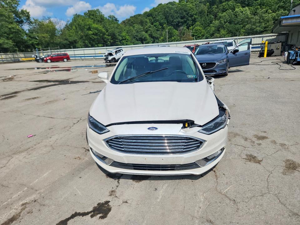 Photo 5 from auction – 2017 FORD FUSION with VIN 3FA6P0HD7HR251015