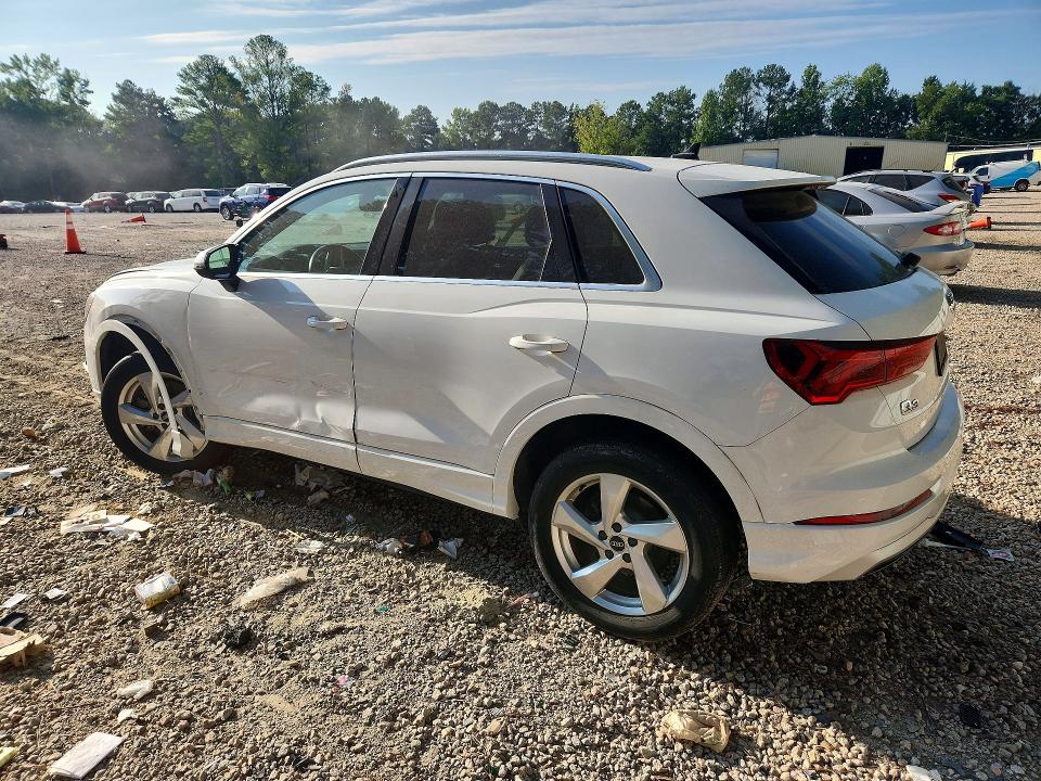 Photo 2 from auction – 2021 AUDI Q3 with VIN WA1AUCF36M1064372