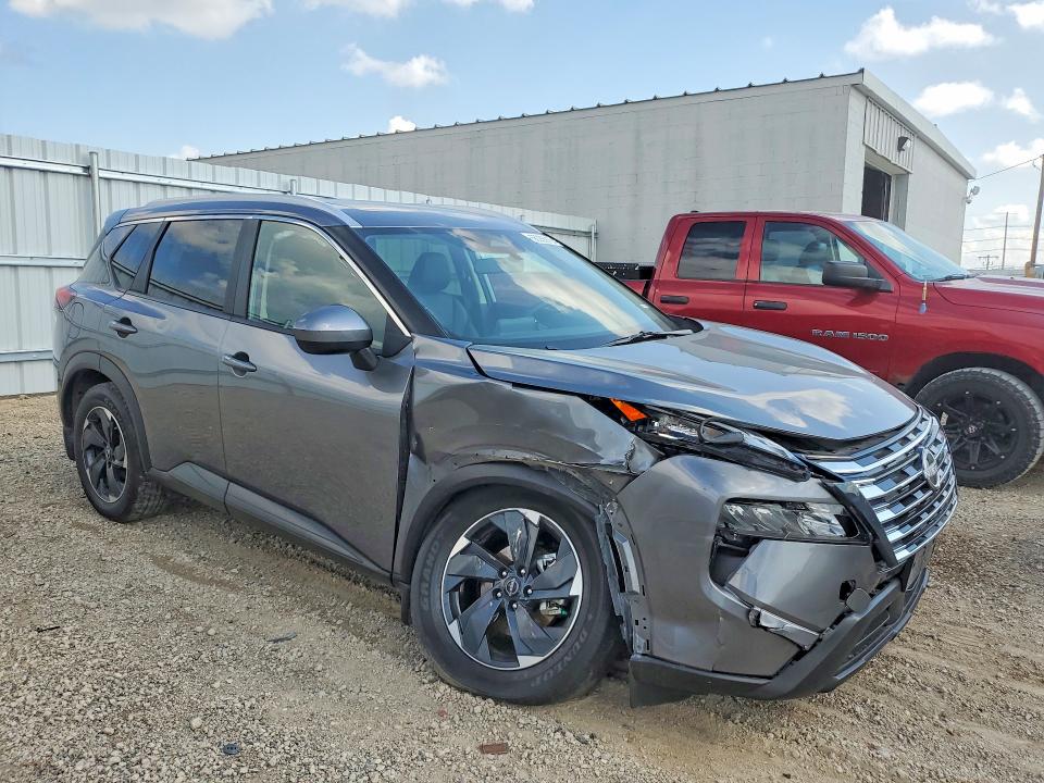 Photo 4 from auction – 2025 NISSAN ROGUE with VIN JN8BT3BB9SW149432