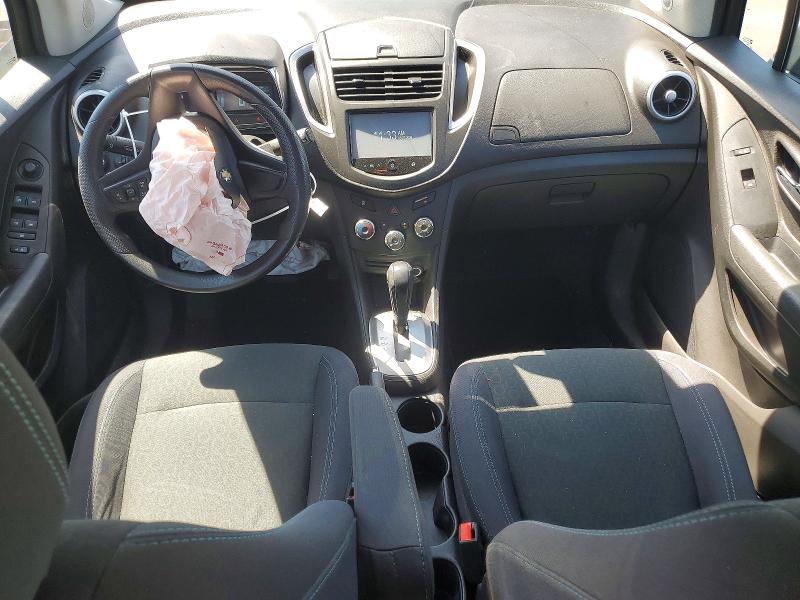 Photo 8 from auction – 2016 CHEVROLET TRAX with VIN 3GNCJKSB1GL149462