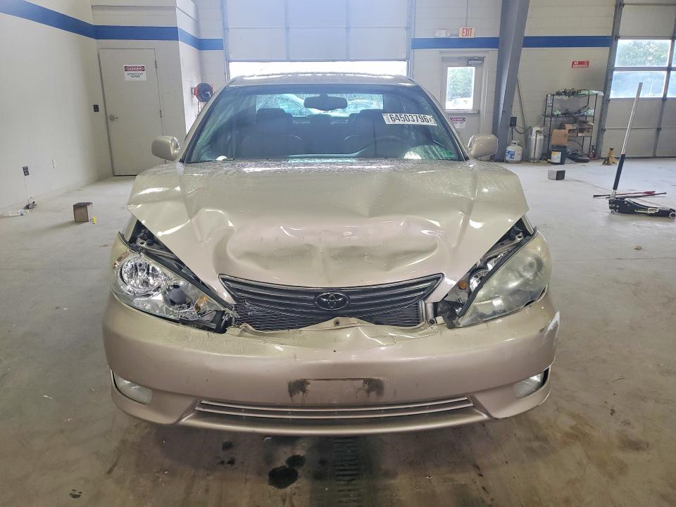 Photo 5 from auction – 2005 TOYOTA CAMRY with VIN 4T1BE30K65U008404