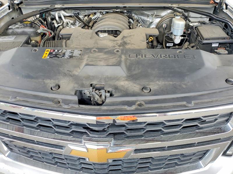 Photo 12 from auction – 2017 CHEVROLET SUBURBAN with VIN 1GNSKHKC2HR325627