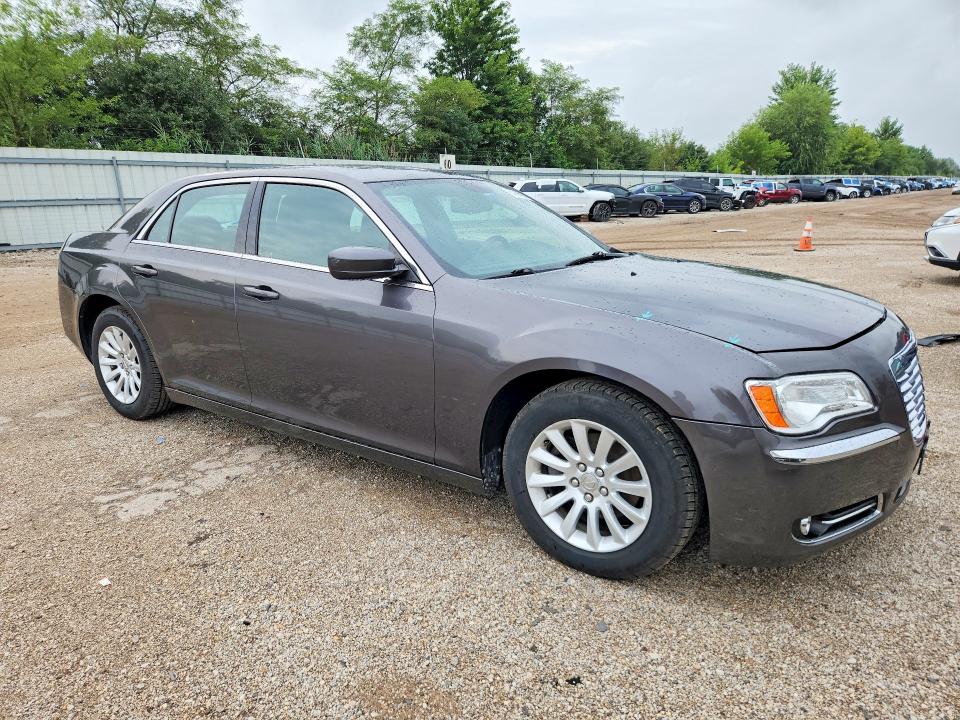 Photo 4 from auction – 2014 CHRYSLER 300 with VIN 2C3CCAAG6EH211698