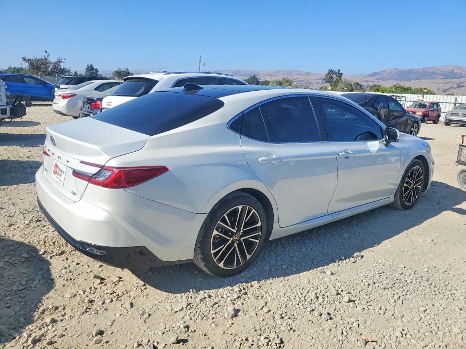 Photo 3 from auction – 2025 TOYOTA CAMRY with VIN 4T1DAACKXSU558060