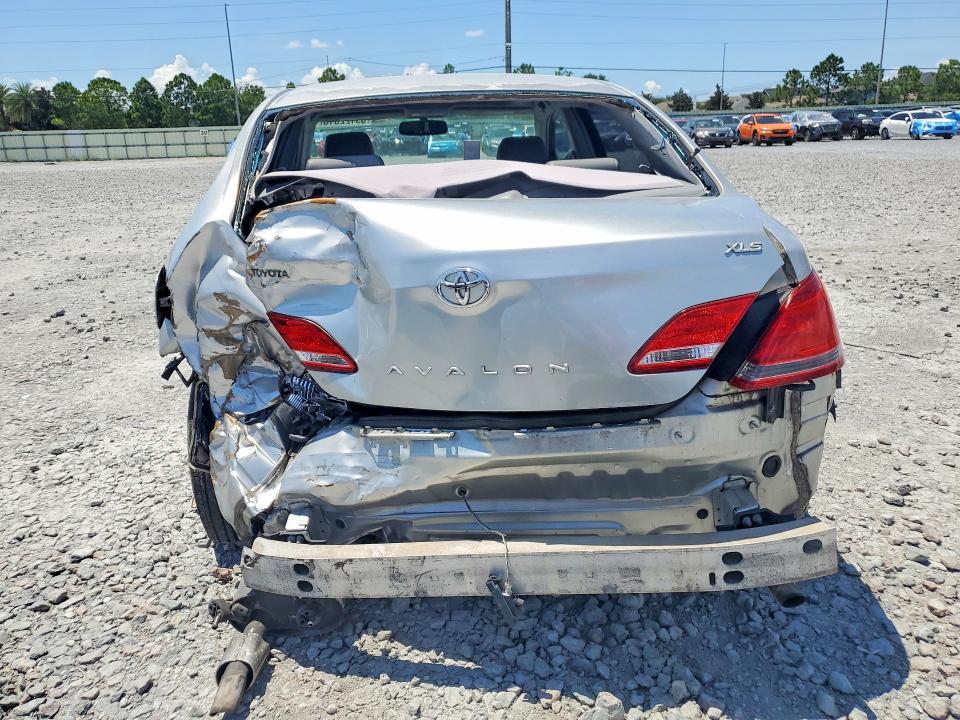 Photo 6 from auction – 2005 TOYOTA AVALON with VIN 4T1BK36B15U001814