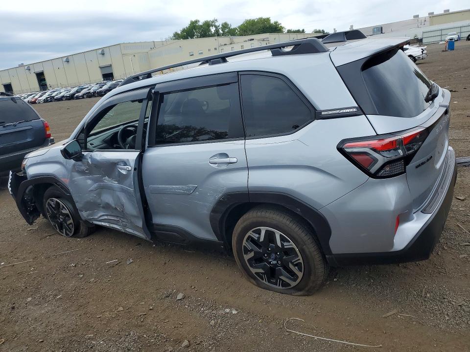 Photo 2 from auction – 2025 SUBARU FORESTER with VIN JF2SLDDC4SH408177