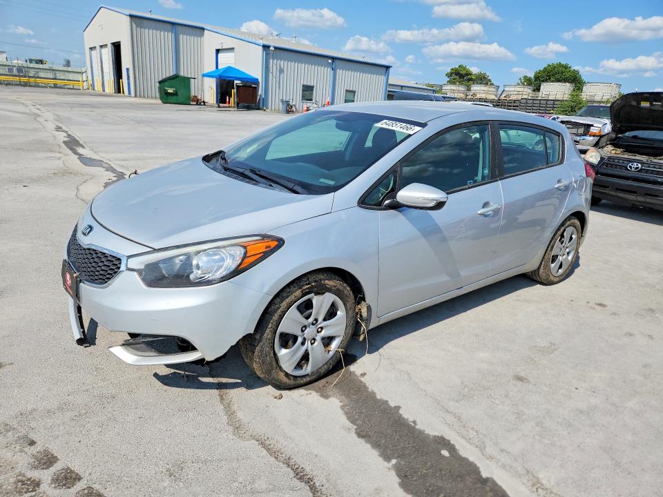 KIA FORTE5 2016 with VIN KNAFK5A85G5651026 - Photo from auction