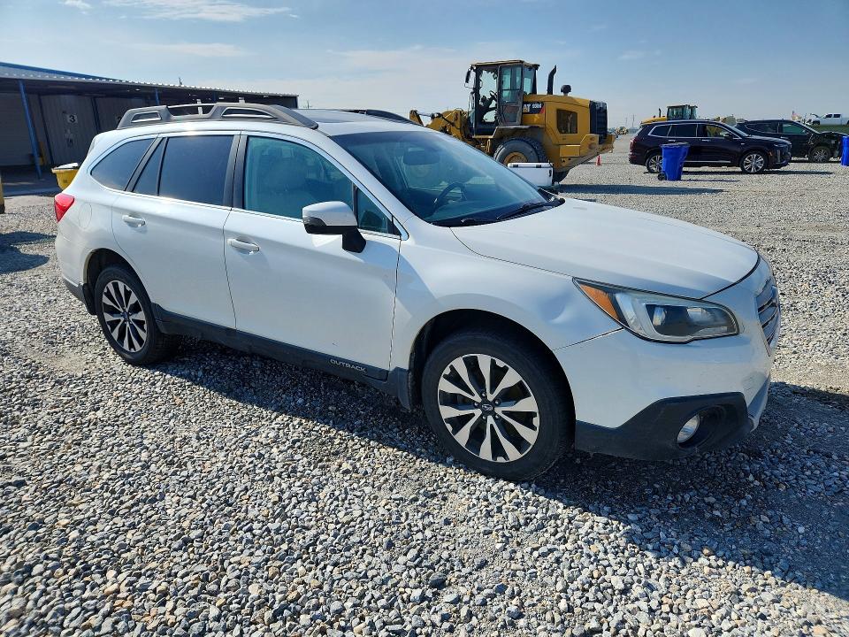 Photo 4 from auction – 2015 SUBARU OUTBACK with VIN 4S4BSENC1F3331577