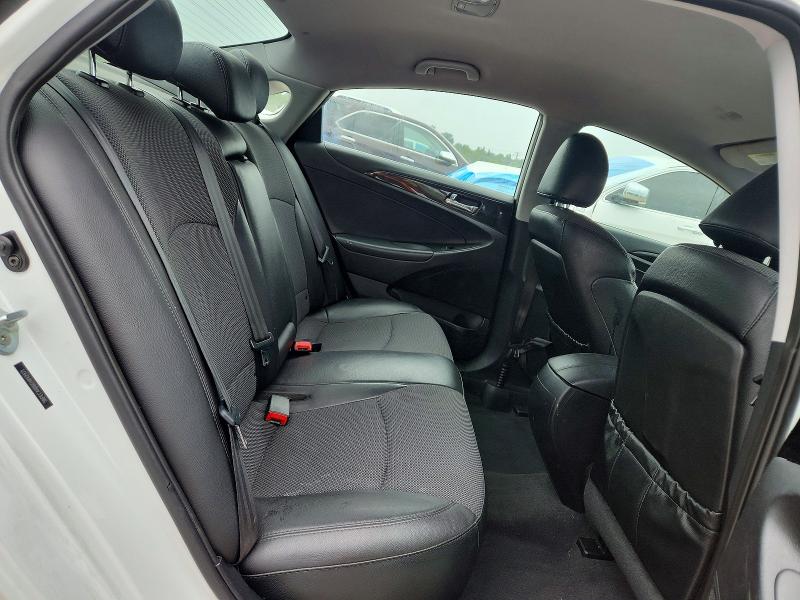 Фото 10 с аукциона – 2014 HYUNDAI SONATA с VIN 5NPEC4AB6EH842971
