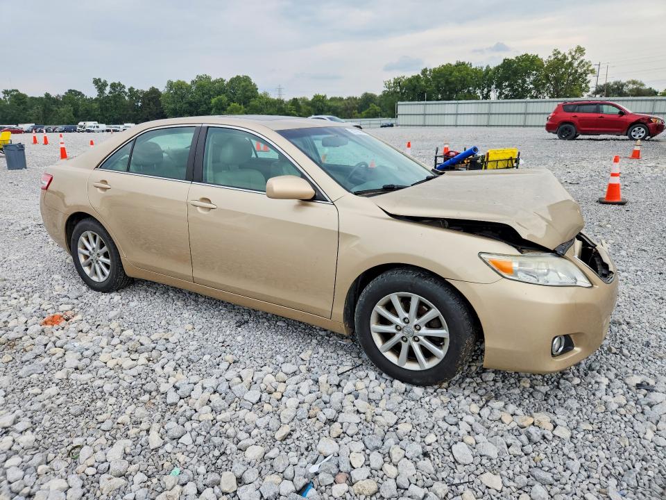 Photo 4 from auction – 2011 TOYOTA CAMRY with VIN 4T1BF3EK1BU748363