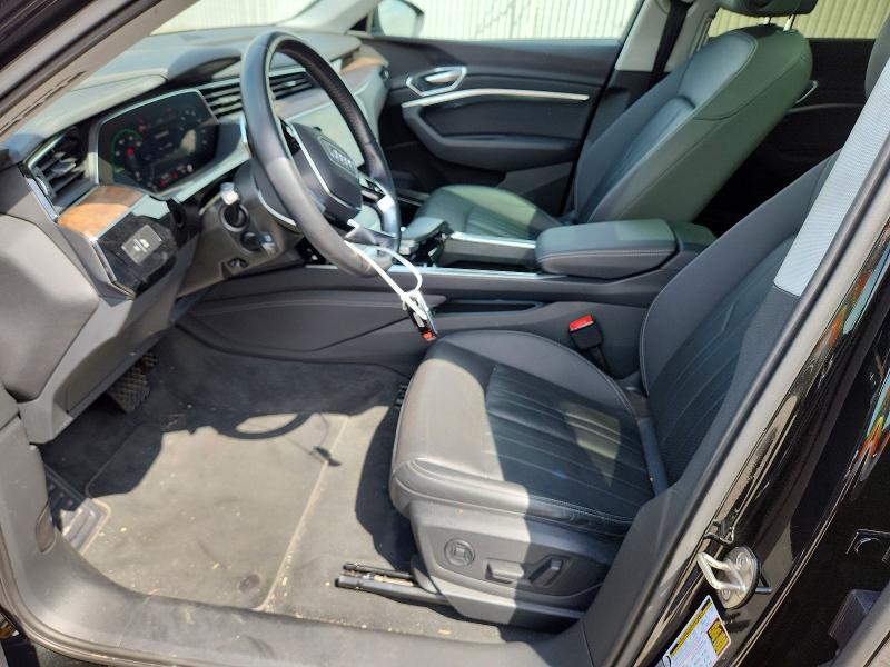 Photo 7 from auction – 2020 AUDI E-TRON with VIN WA12ABGEXLB036235