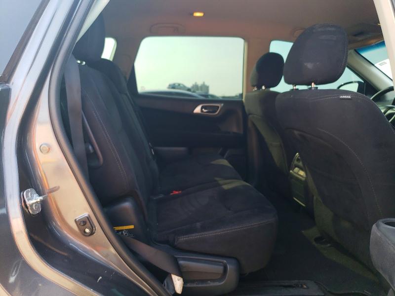Photo 10 from auction – 2015 NISSAN PATHFINDER with VIN 5N1AR2MNXFC651019
