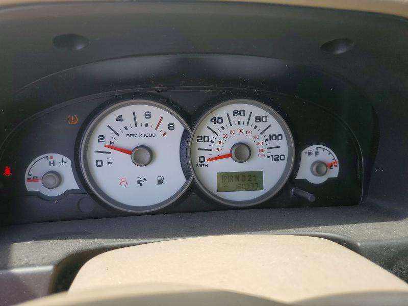Photo 9 from auction – 2007 FORD ESCAPE with VIN 1FMYU03147KA49594
