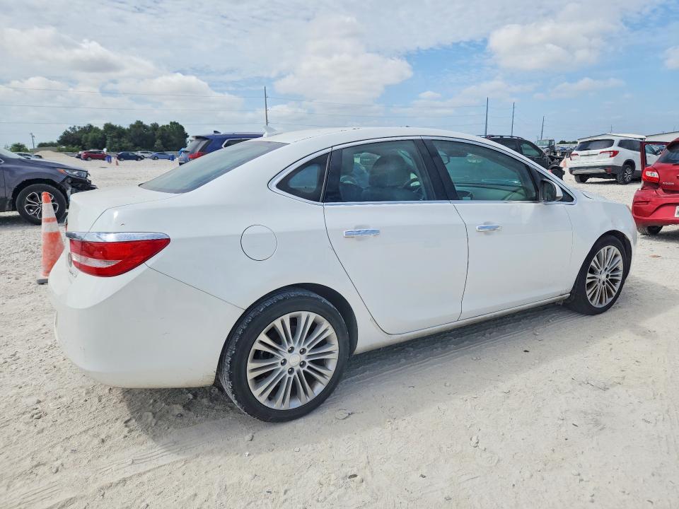 Photo 3 from auction – 2014 BUICK VERANO with VIN 1G4PP5SK1E4172412