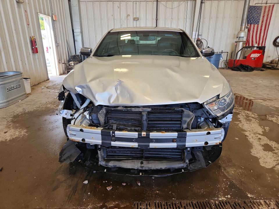 Photo 5 from auction – 2016 FORD TAURUS with VIN 1FAHP2J81GG131296