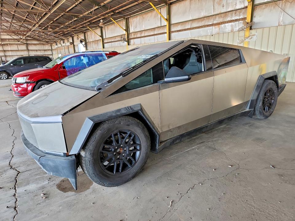 TESLA CYBERTRUCK 2025 with VIN 7G2CEHED7SA068125 - Photo from auction
