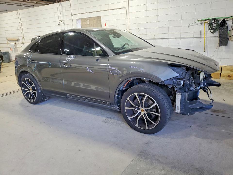 Photo 4 from auction – 2020 PORSCHE CAYENNE with VIN WP1BE2AY1LDA55238