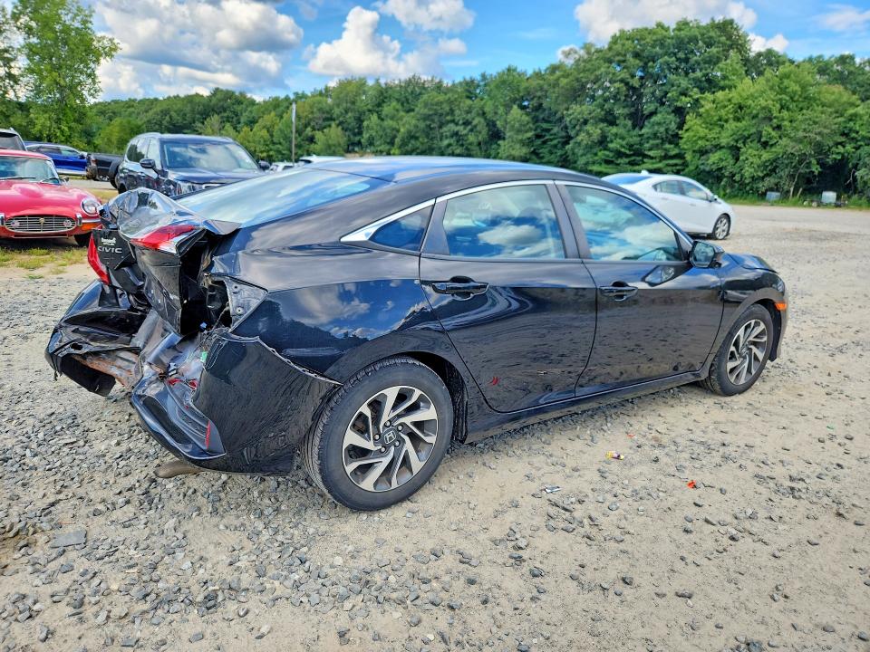 Photo 3 from auction – 2016 HONDA CIVIC with VIN 19XFC2F77GE245333