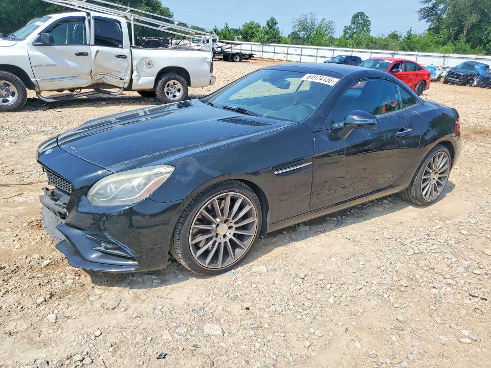 2017 MERCEDES-BENZ SLC
