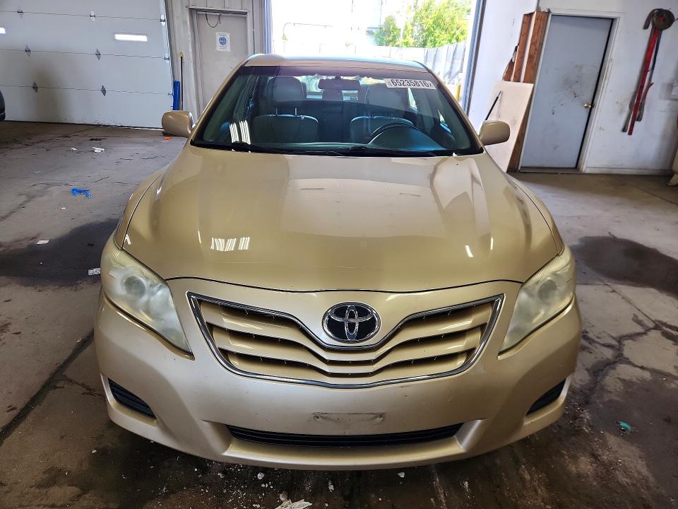 Photo 5 from auction – 2010 TOYOTA CAMRY with VIN 4T4BF3EK9AR012940