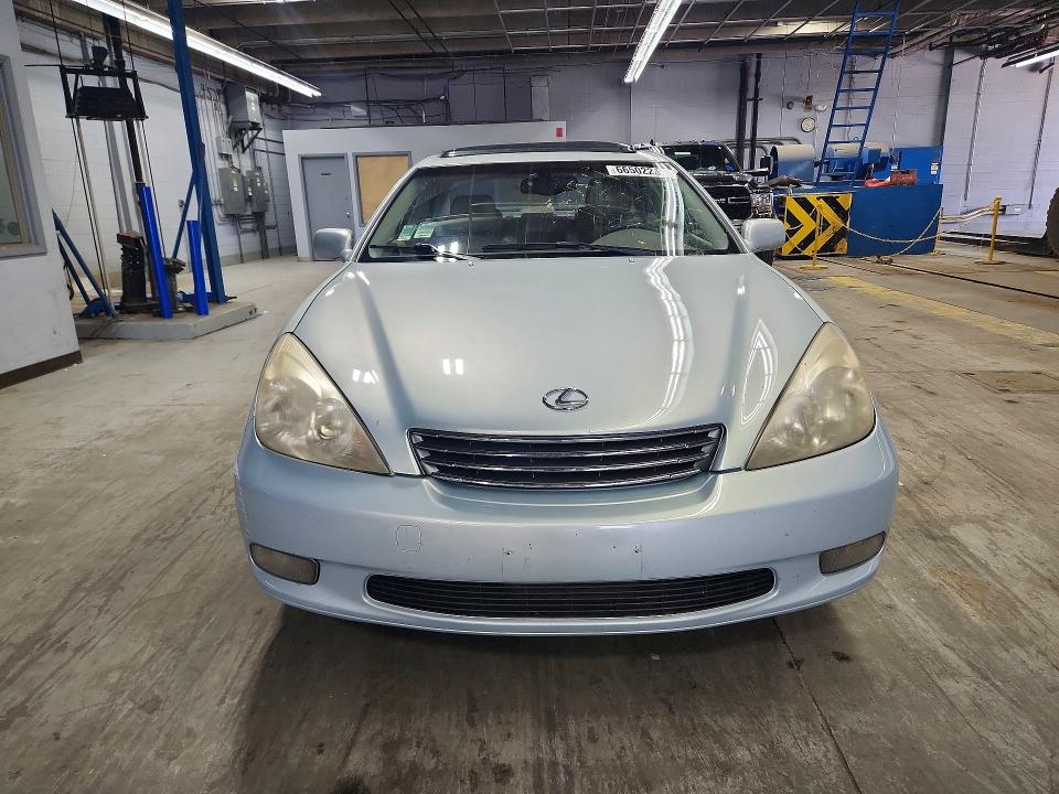 Photo 5 from auction – 2004 LEXUS ES with VIN JTHBA30G345029732