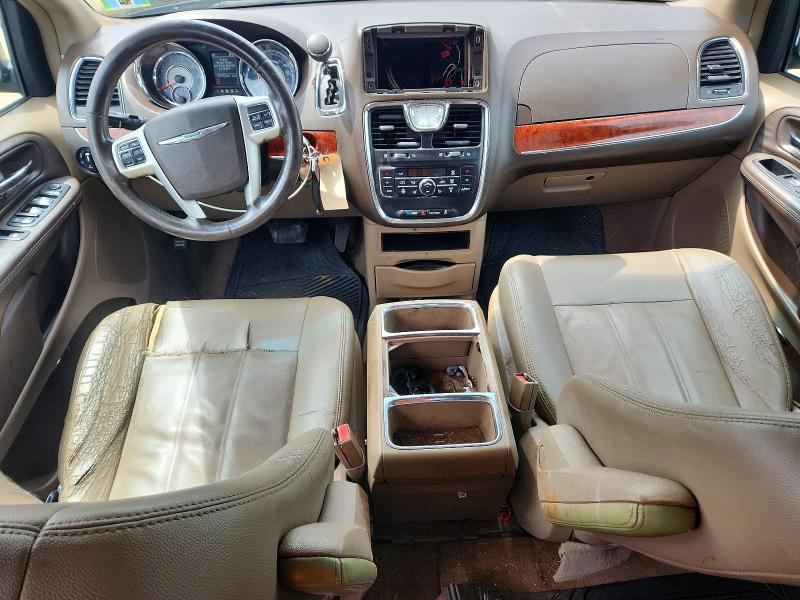 Photo 8 from auction – 2015 CHRYSLER TOWN & COUNTRY with VIN 2C4RC1BGXFR629150