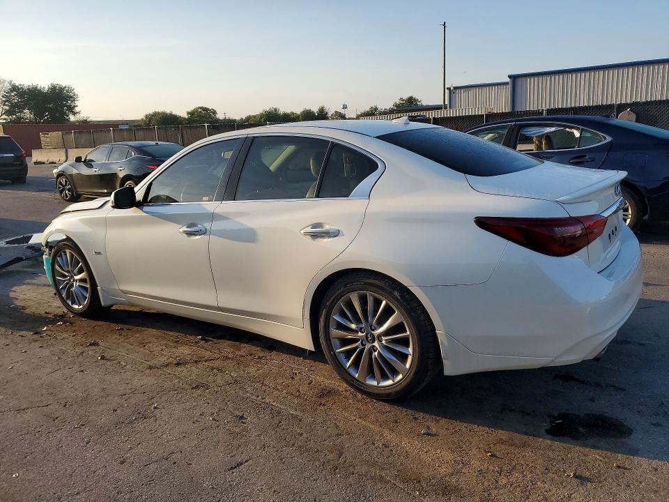 Photo 2 from auction – 2019 INFINITI Q50 with VIN JN1EV7AP4KM513844