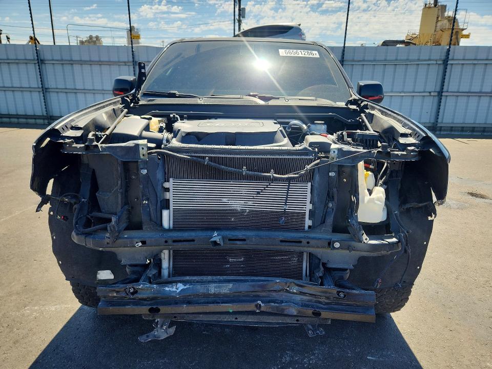 Photo 5 from auction – 2016 GMC CANYON with VIN 1GTG5CE34G1108937