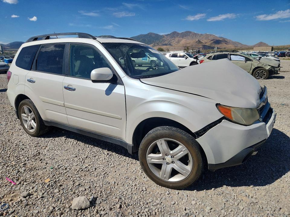 Photo 4 from auction – 2009 SUBARU FORESTER with VIN JF2SH63669H757991