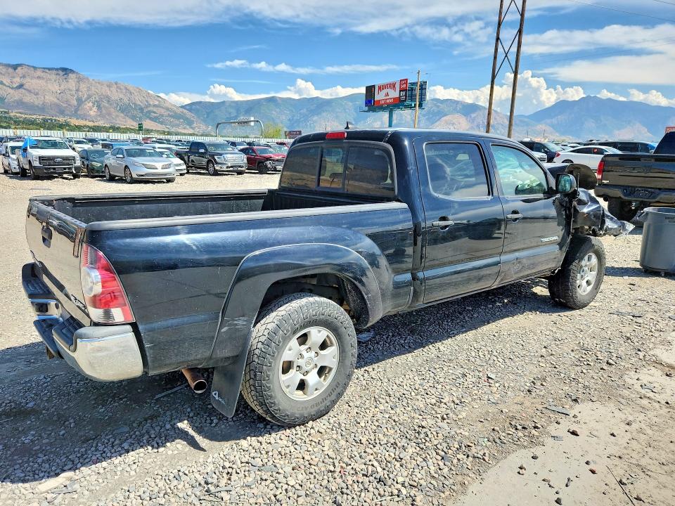 Photo 3 from auction – 2014 TOYOTA TACOMA with VIN 3TMMU4FN7EM064072