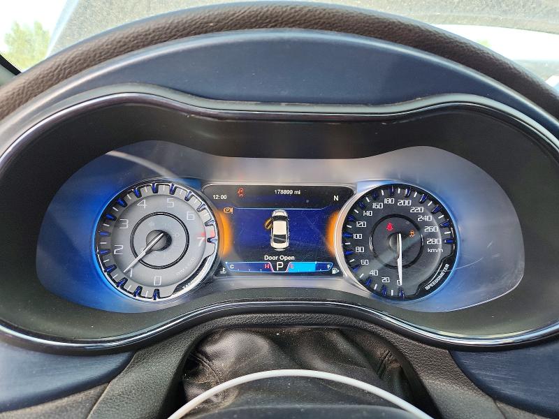 Photo 9 from auction – 2015 CHRYSLER 200 with VIN 1C3CCCBGXFN703752